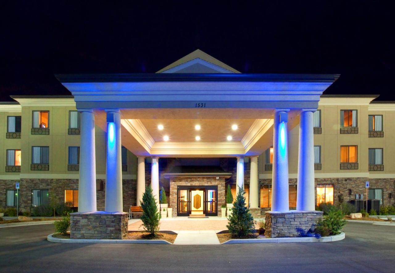 Holiday Inn Express Hotel & Suites Tooele By Ihg Exterior foto
